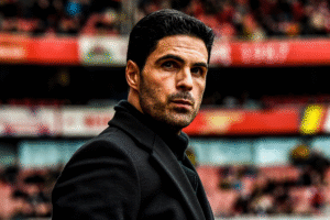 Huấn luyện viên Mikel Arteta